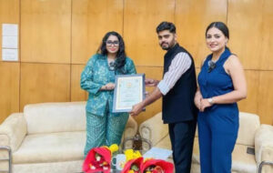 Dr. Satyasri Akula Explores AI’s Impact on Human Thinking at IIT Kanpur’s SAMWAAD Talk Show 